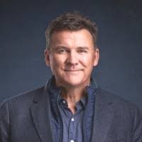 Darren Tapper's Instagram, Twitter & Facebook