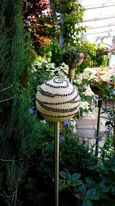 Keramik Garten Kugel Getopfert Mit Perlen Gartenkeramik Keramik Keramik Ideen
