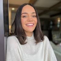 Jessie Downing's Instagram, Twitter & Facebook