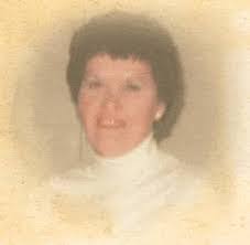 Marie Packard's Instagram, Twitter & Facebook