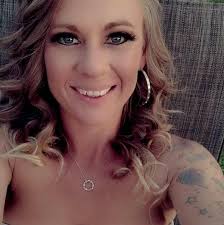 If anyone see's this girl Jessica Morales from Quinlan area she stole my  Dodge Challenger. The car has a noticeable dent