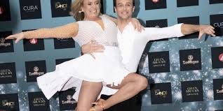 The first episode aired on 12 january 2011 on tv4. Tv Toppen Let S Dance Gick In Som Tvaa