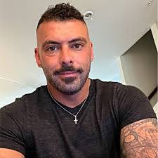 Travis Harkins's Instagram, Twitter & Facebook