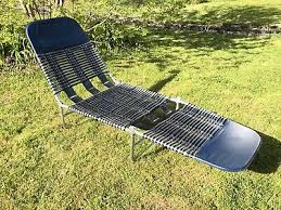 Get comfortable while camping, on the beach, or in your own backyard with folding lawn chairs. Vtg Tri Folding Galvanized Chaise Lounge Lawn Chair Vinyl Tubing White Green 40 00 Picclick