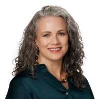 Marta Lowe (she/her)