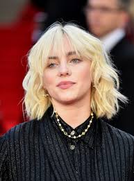 Mar 02, 2022 · frangia a tendina: Un Idea Per La Testa La Curtain Bang Per I Tagli Medi Vanity Fair Italia