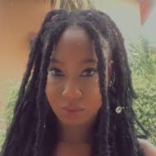 Robyn Lyon (@Rubain_LilRawR)