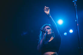 Download halsey wallpaper and make your device beautiful. 99 Halsey 2018 Wallpapers On Wallpapersafari