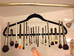 213 Points And 28 Comments So Far On Reddit Drying Hanger For Makeup Brushes Diy Makeup Brush Makeup Brush Organization Makeup Brush Organization Diy