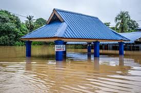 Transfer amount) the outstanding balance of a credit card account with any bank into an ambank credit card account. Ambank Provides Six Month Moratorium To Assist Flood Victims Malaysia Malay Mail