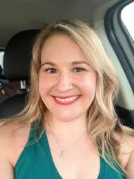 Shoshi Rosen Voice Over‎