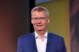 Er hat sich auch für die impfkampagne der bundesregierung engagiert. Gunther Jauch So Radikal Ist Seine Diat Gala De