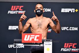 Font currently competes in the bantamweight division for the ultimate fighting championship (ufc). D6y9xg3sabambm