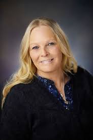 Paula Mosley's Instagram, Twitter & Facebook