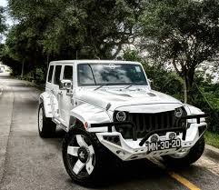 Black And White Jeep White Jeep Jk With Black Custom Paint Right Down To The Rims There Is Touch Of Black Dream Cars Jeep Jeep Jeep Truck