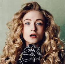 Made a YouTube video talking about the whirlwind change in my life 👀  moving out of London, dying my hair, buying a dog, realeasing a book/album  and working out. Welcome to my