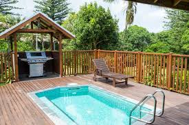 A hideaway retreat is located at 53 anthony close, 1.9 miles from the center of colchester. Hideaway Retreat Burnt Pine Updated 2021 Prices