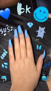 Floral acrylic nails are never out of style and this design will prove that! Beautifulacrylicnails Holiday Acrylic Nails Blue Acrylic Nails Acrylic Nail Designs