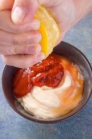 This creamy and spicy sauce recipe makes a great addition to your favorite fish tacos or sushi. Creamy Sriracha Mayo Recipe Chili Pepper Madness