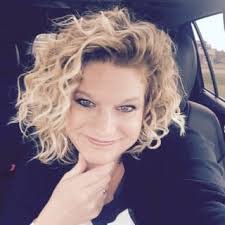 Christine Willmore's Instagram, Twitter & Facebook