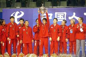 Pembahasan permainan bulu tangkis merupakan salah satu olahraga yang sangat popular di indonesia dan juga negara lain. 18 Tahun Berlalu Sejak Indonesia Mendekap Piala Thomas Terakhirnya Antara News