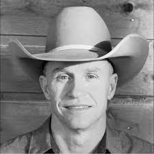 Jessica Dolph's Instagram, Twitter & Facebook