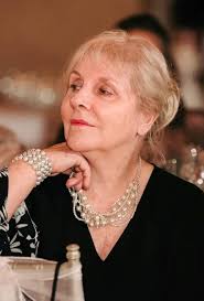 Doris Lapointe's Instagram, Twitter & Facebook