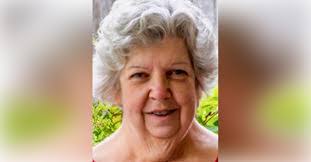 Debbie Upshaw's Instagram, Twitter & Facebook