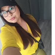 Diana Monge's Instagram, Twitter & Facebook