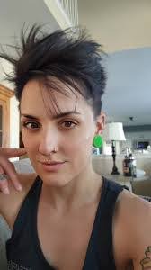 Katie Caplinger's Instagram, Twitter & Facebook