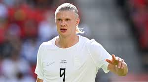 Haaland fala de pressão e alívio em chegar à primeira Copa do Mundo com Noruega: 'Já estava na hora'
