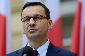 Jednak o rodzinie polityka wiadomo niewiele, gdyż on sam stroni od udzielania. Mateusz Morawiecki Pochwalil Sie Rodzinnym Zdjeciem Z Rowerowej Wycieczki Internauci Martwia Sie O Bezpieczenstwo Dzieci Gdzie Sa Kaski