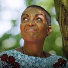 After the great response to Sunday’s episode, here’s Adjoa reading an  excerpt from “Footprints in the Sand”, #SongsOfPraise