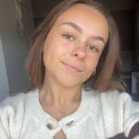 50+ "Evie Moore" profiles