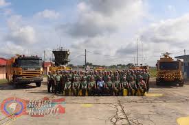 Tugasnya ialah membekal senjata dan keperluan asas tentera darat. Mesyuarat Rejimen 881 Pasukan Udara Tentera Darat Facebook