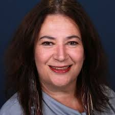 Brenda Howes's Instagram, Twitter & Facebook