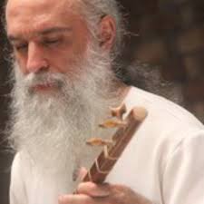 Listen to داوود آزاد؛ هِله by Mehdi Haghbaali in داوود آزاد playlist online  for free