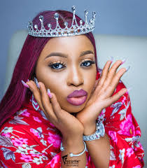 TEAM BRIDE😋 Shutter Clicks by Evangel O Evans Assistants: Chike Nwabueze  Polaino David Chibuikem makeup by Therealbeautibox Beauty Retouching at  Ryzen Magazine Reviewed at ESCOTTS COMMUNITY