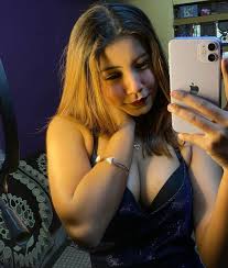 Lucky Rajor - Free sexy pics, galleries & more at Babepedia