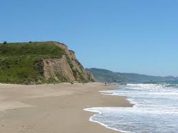 amazing rock formations review of sculptured beach point