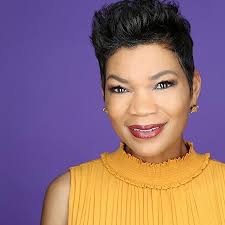 Jennifer Everett's Instagram, Twitter & Facebook