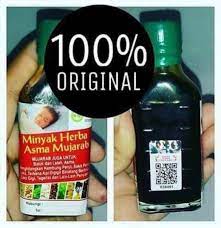 Minyak ini sangat baik buat urut, bekam, mengobati luka, tulang, masuk angin, stroke bahkan menurunkan demam. Qoo10 Minyak Herba Asma Mujarab Bath Body