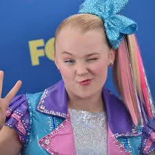 Do You Know Any Of The People That Attended The Teen Choice Awards?