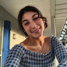 Bella Mora (@BellaGrayceM)