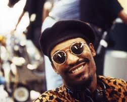 Mavis Gragg Archives