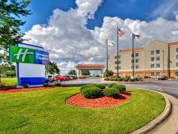 The population was 1,623 at the 2000 census. Greenville Hotels Near Ecu Holiday Inn Express Greenville