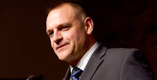 Dedicated alumnus, police chief adapts to challenges