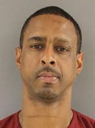 Knoxville police charge man in stabbing death