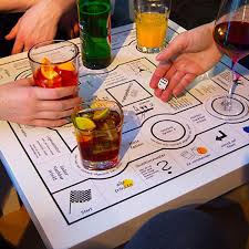 Hier auf unserer webseite „ausdrucken.eu findest du in den einzelnen rubriken eine vielzahl von: Trinkspiel Tisch Saufspiel Aus Ikea Tisch Diy