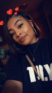 Kendra Westmoreland's Instagram, Twitter & Facebook